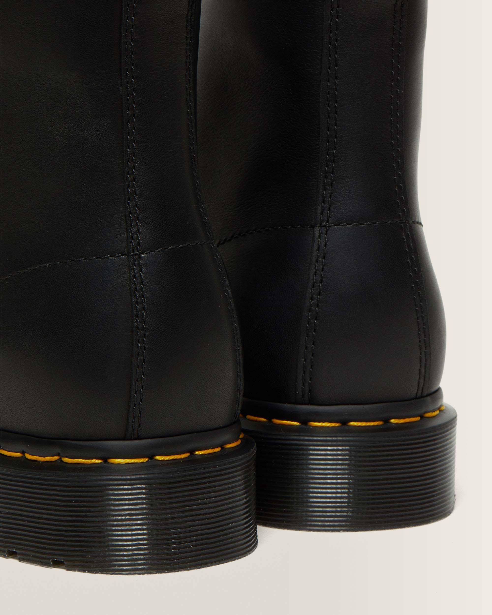 1460 Warmwair Leather Lace Up Boots