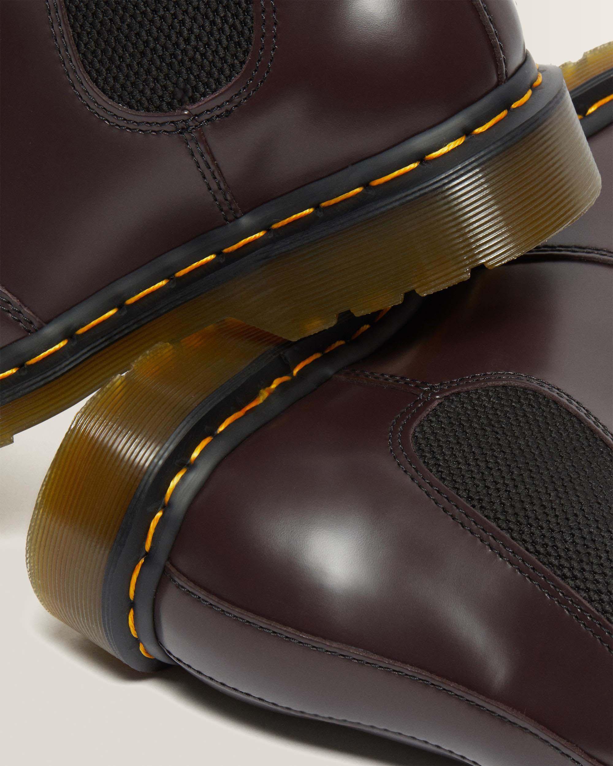 2976 Yellow Stitch Smooth Leather Chelsea Boots