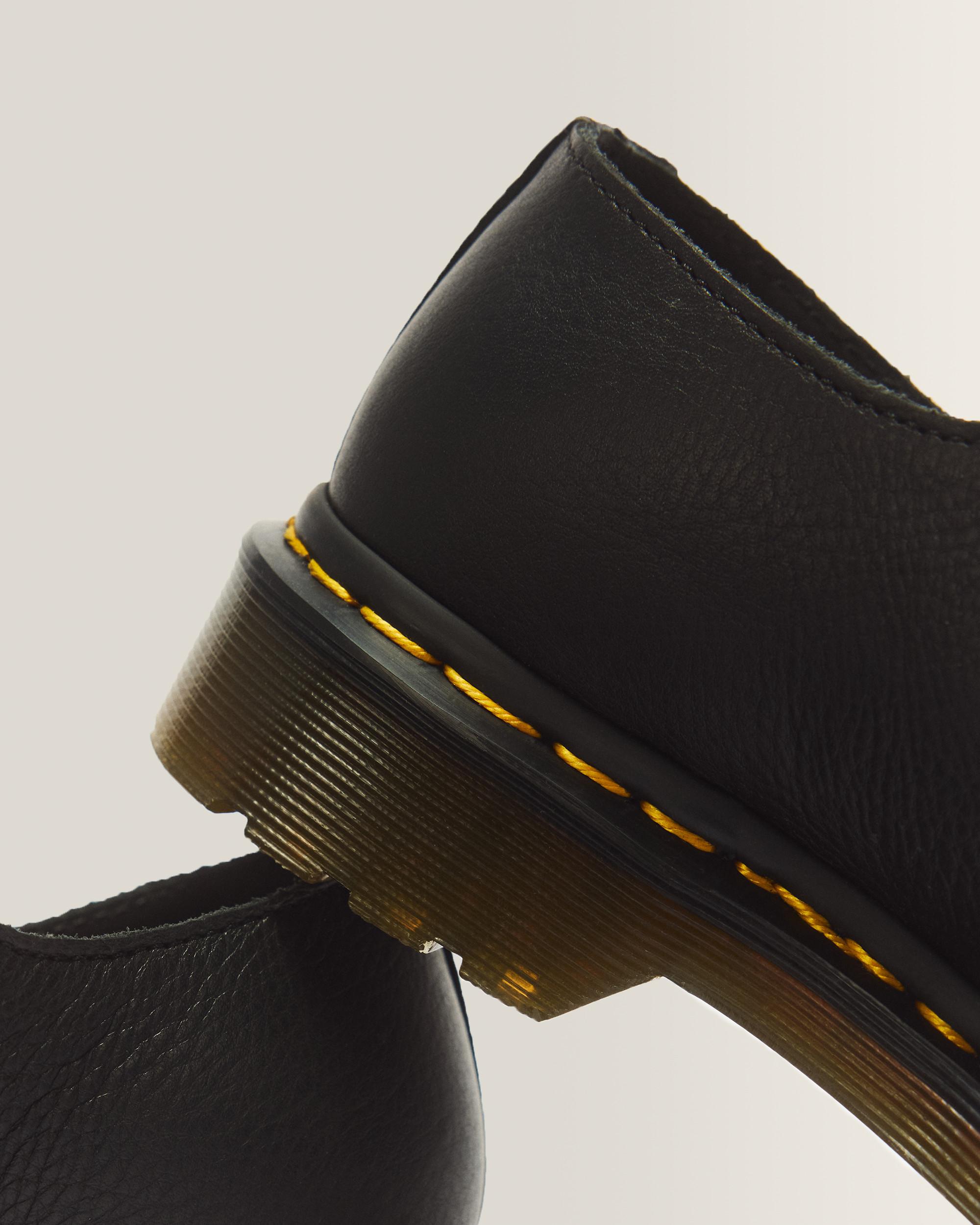 8065 Virginia Leather Mary Jane Shoes